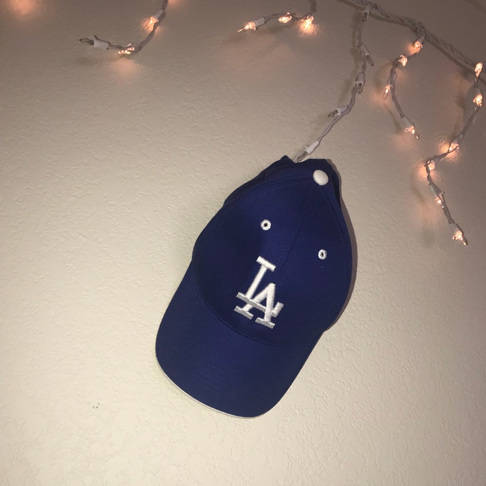 LA baseball hat